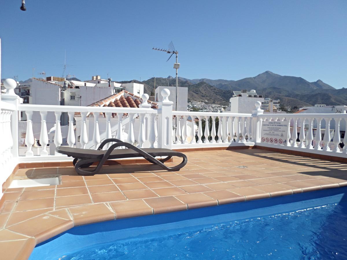 Pulguilla B Menyber Nerja Exterior photo