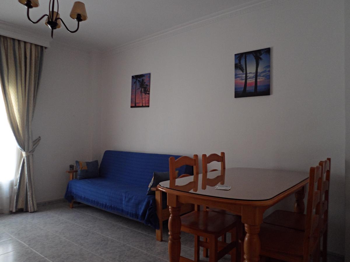 Pulguilla B Menyber Nerja Exterior photo